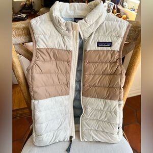 Patagonia nylon and down lightweight vest size 5-6